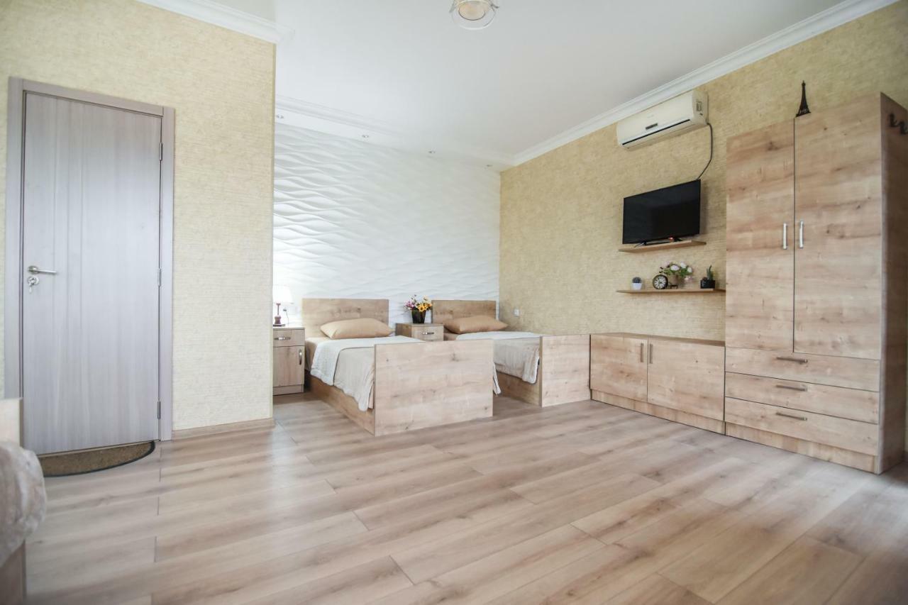 apartamenti Laliashvilebi's wine cellar Tbilisi Esterno foto