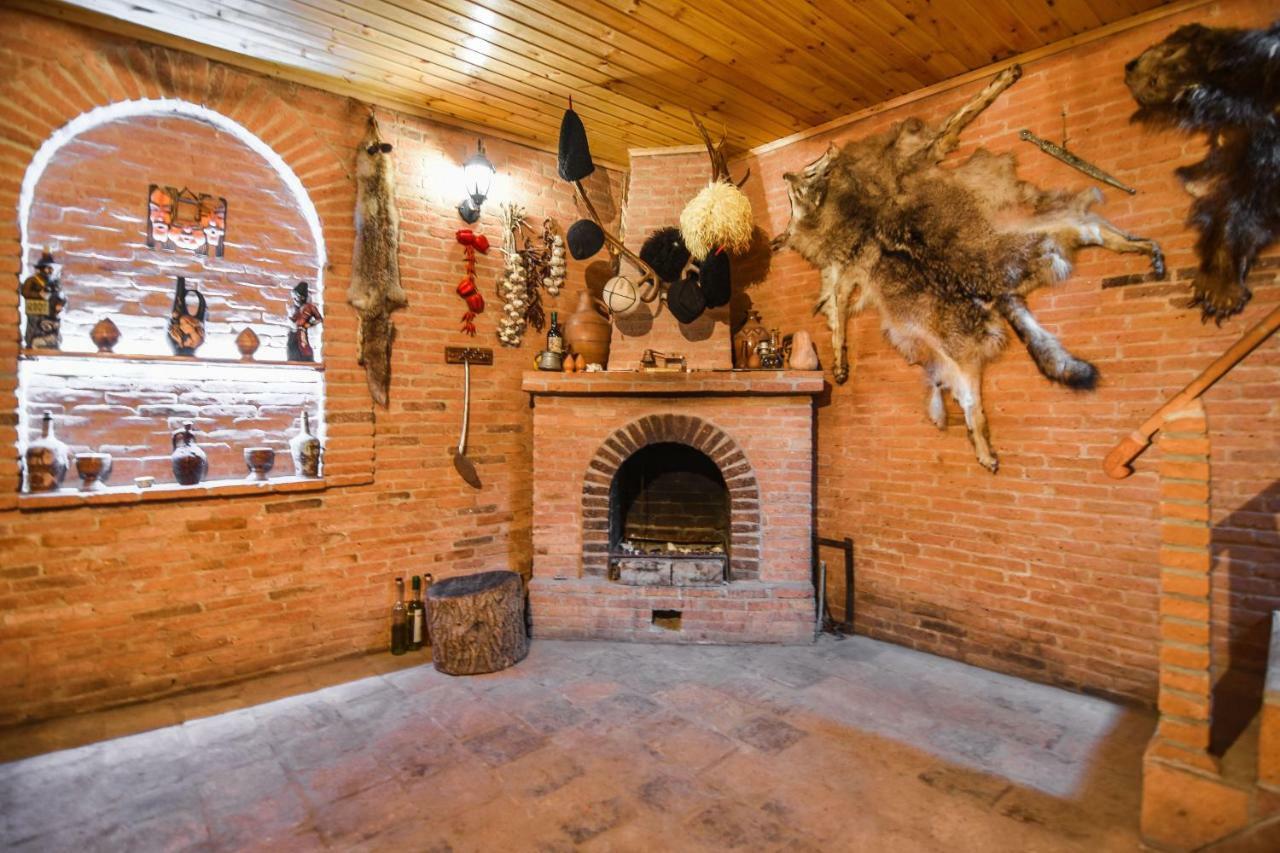 apartamenti Laliashvilebi's wine cellar Tbilisi Esterno foto