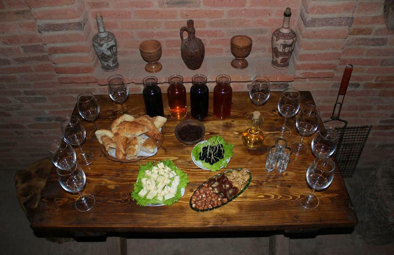 apartamenti Laliashvilebi's wine cellar Tbilisi Esterno foto